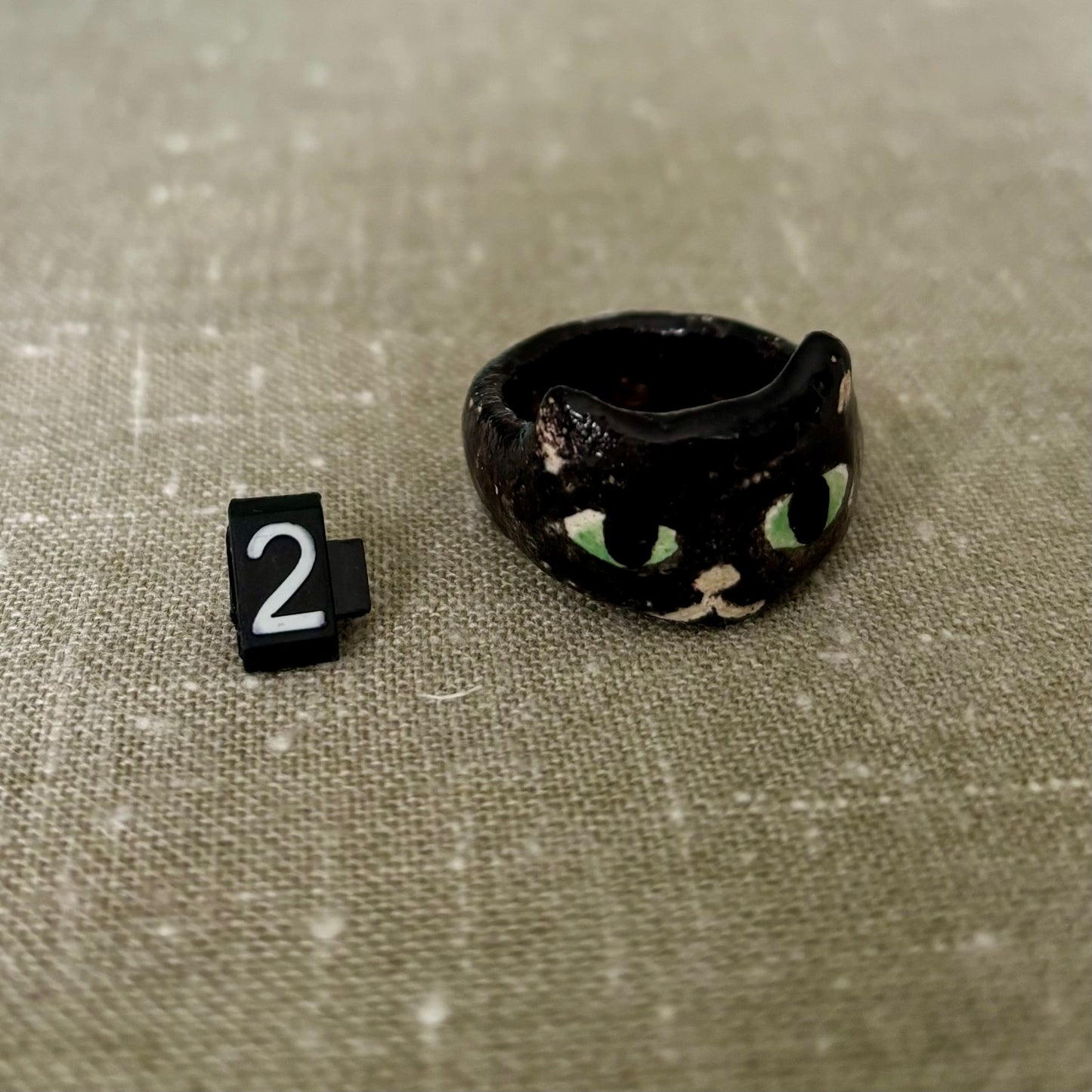 Medium ring - US 7 / UK N