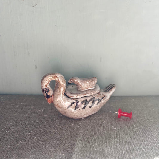Swan and cygnet pot
