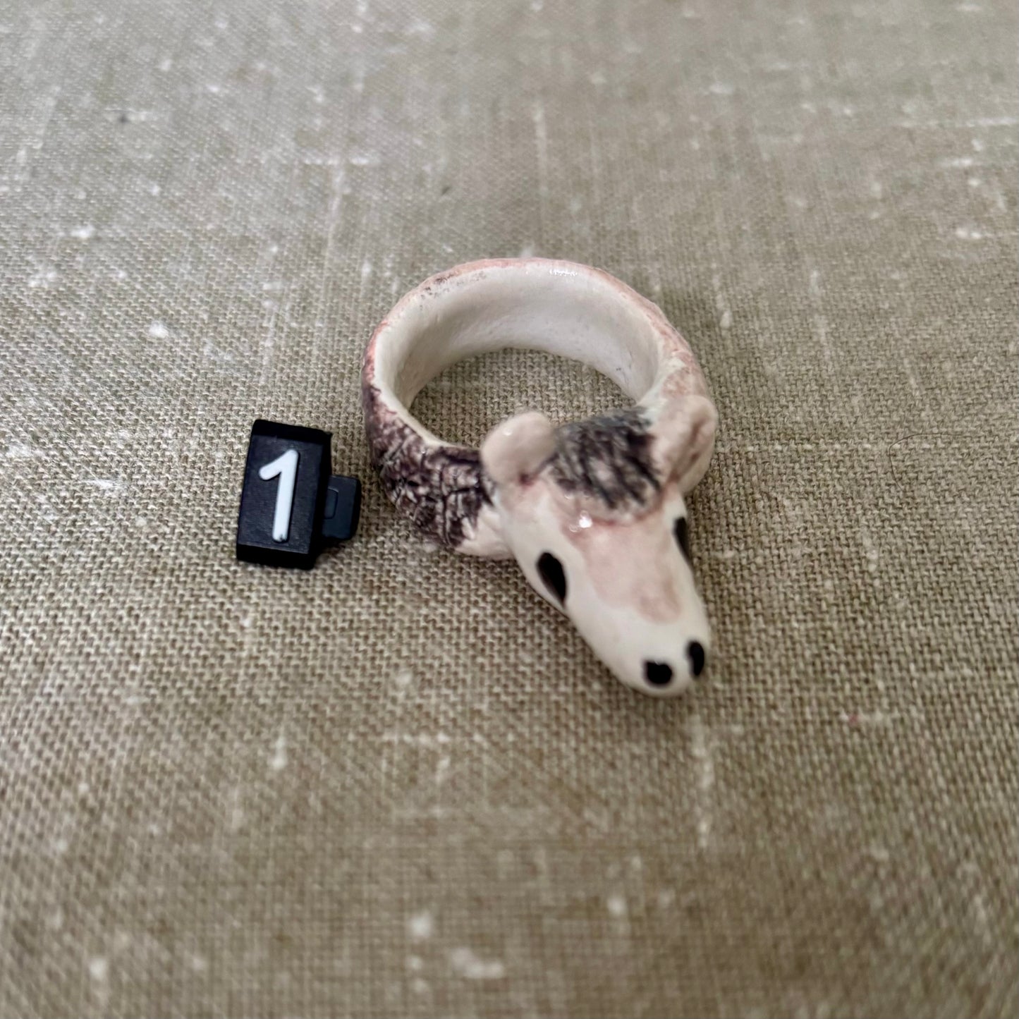 Medium ring - US 7.5 / UK O