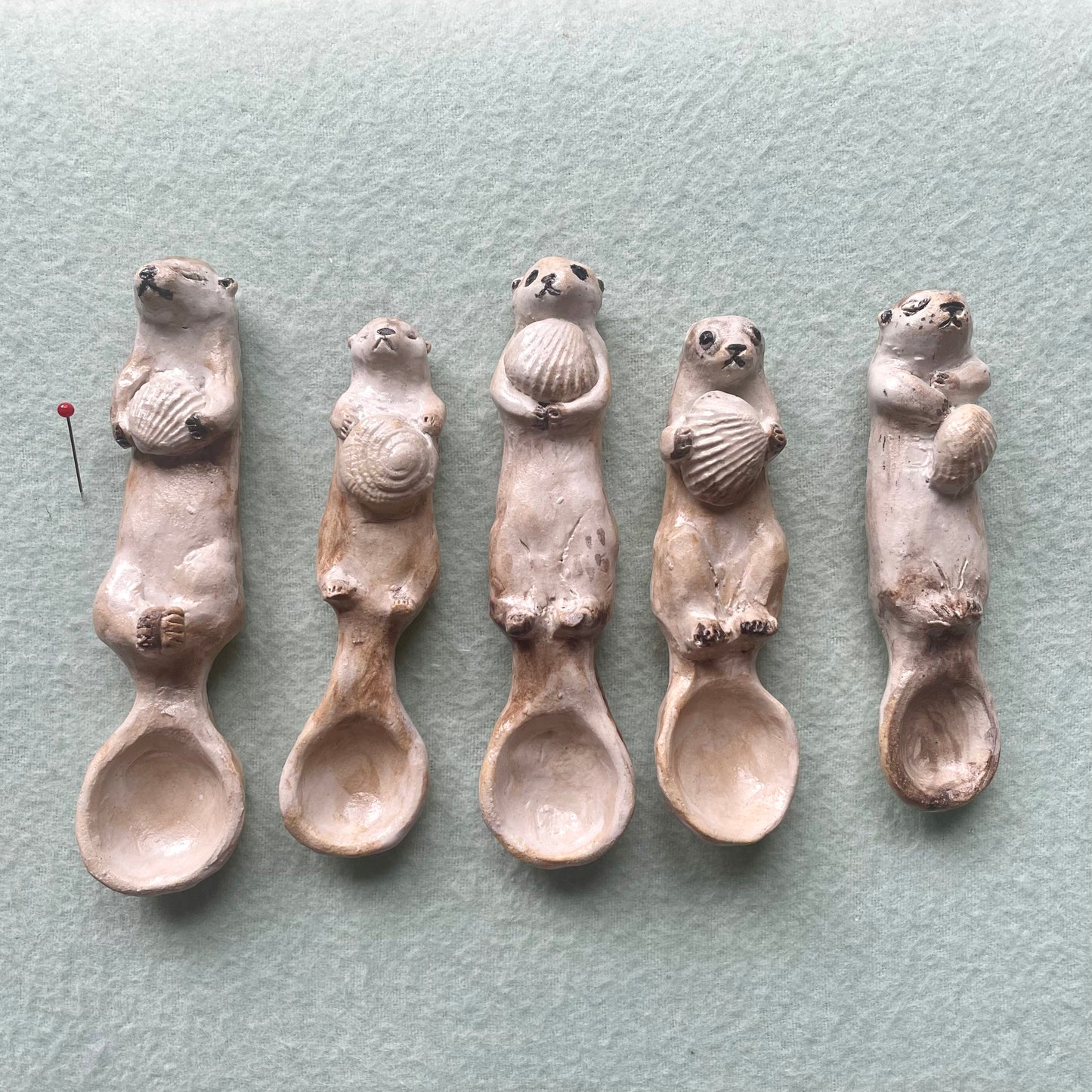 Otter spoon